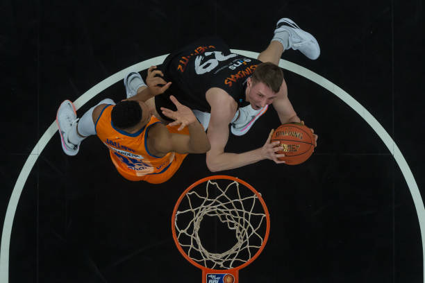 尽管曼城的 尽管曼城的